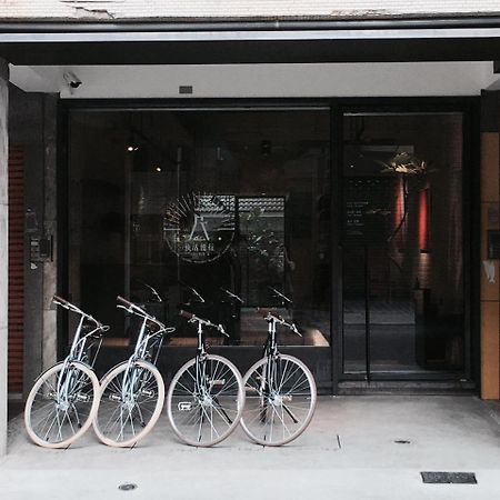 Hii-Hubs B&B Tainan Exterior photo