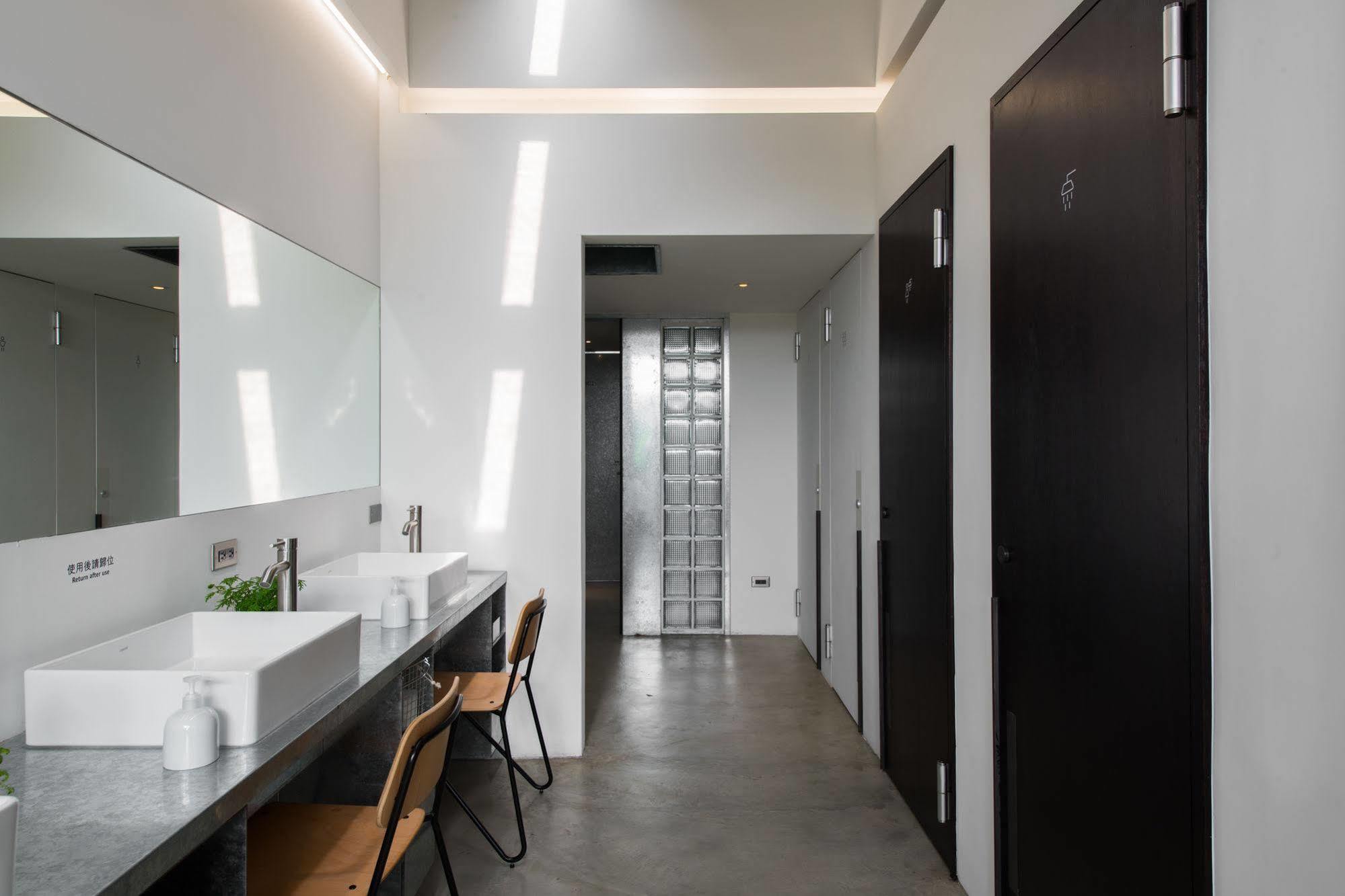 Hii-Hubs B&B Tainan Exterior photo