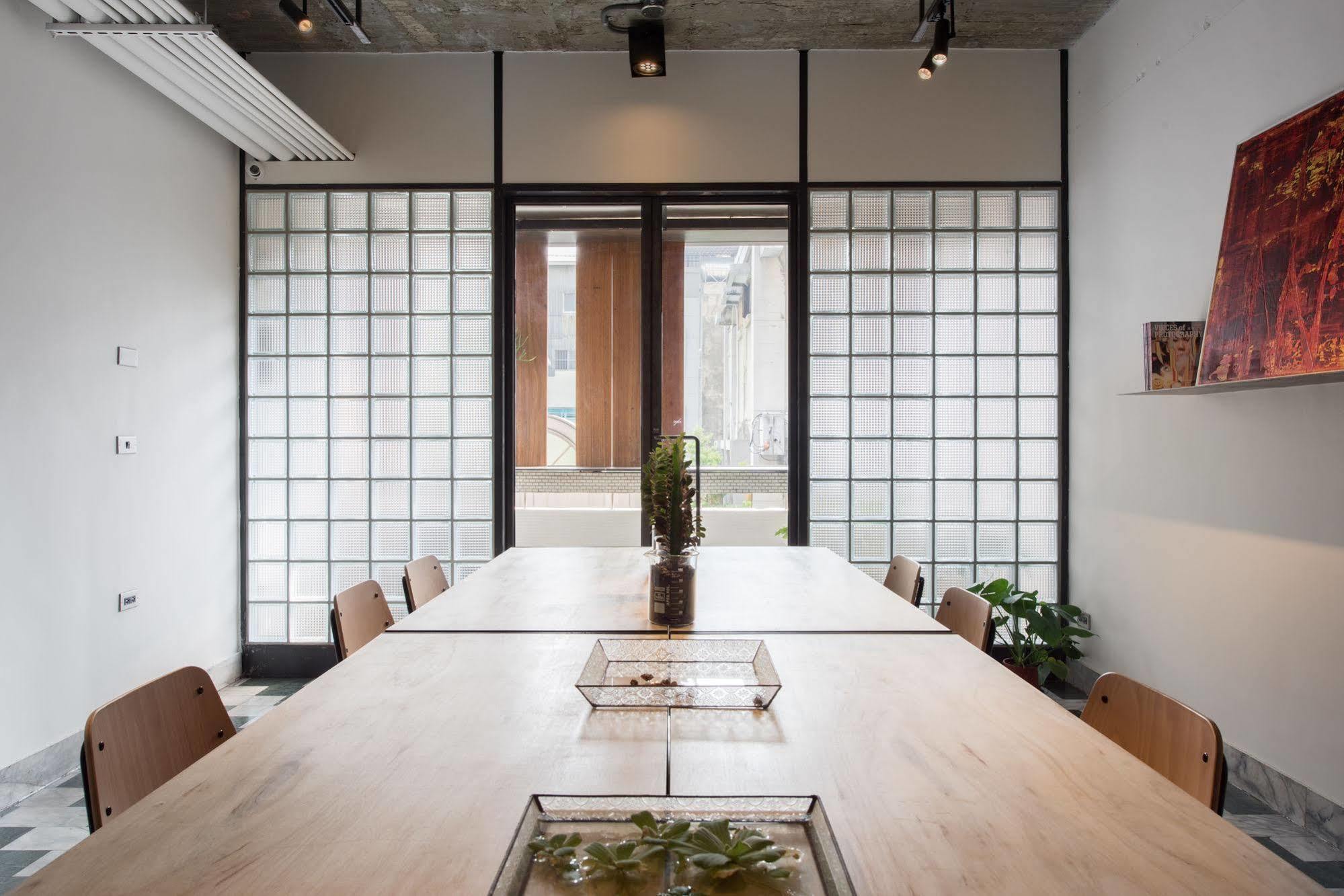 Hii-Hubs B&B Tainan Exterior photo