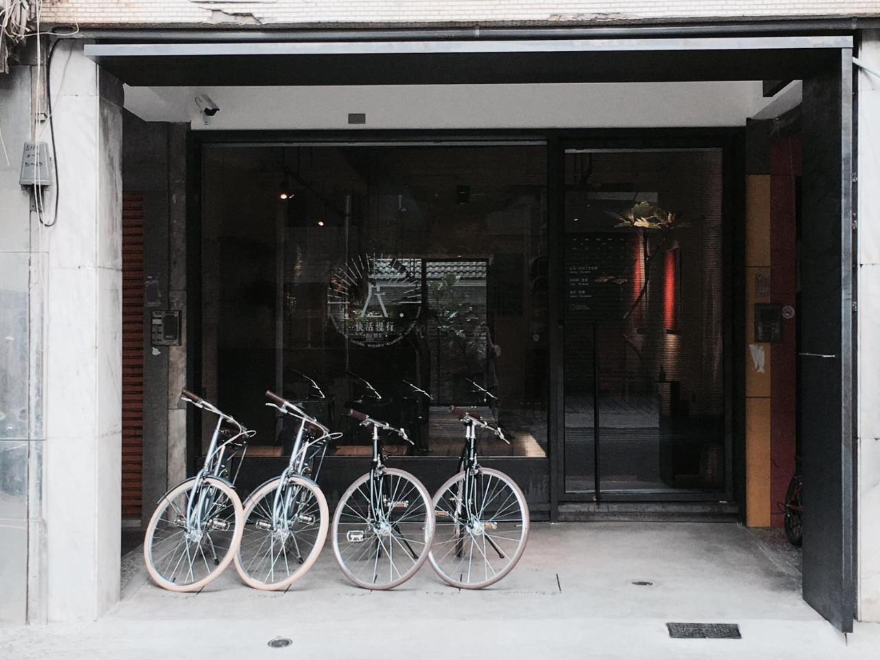 Hii-Hubs B&B Tainan Exterior photo